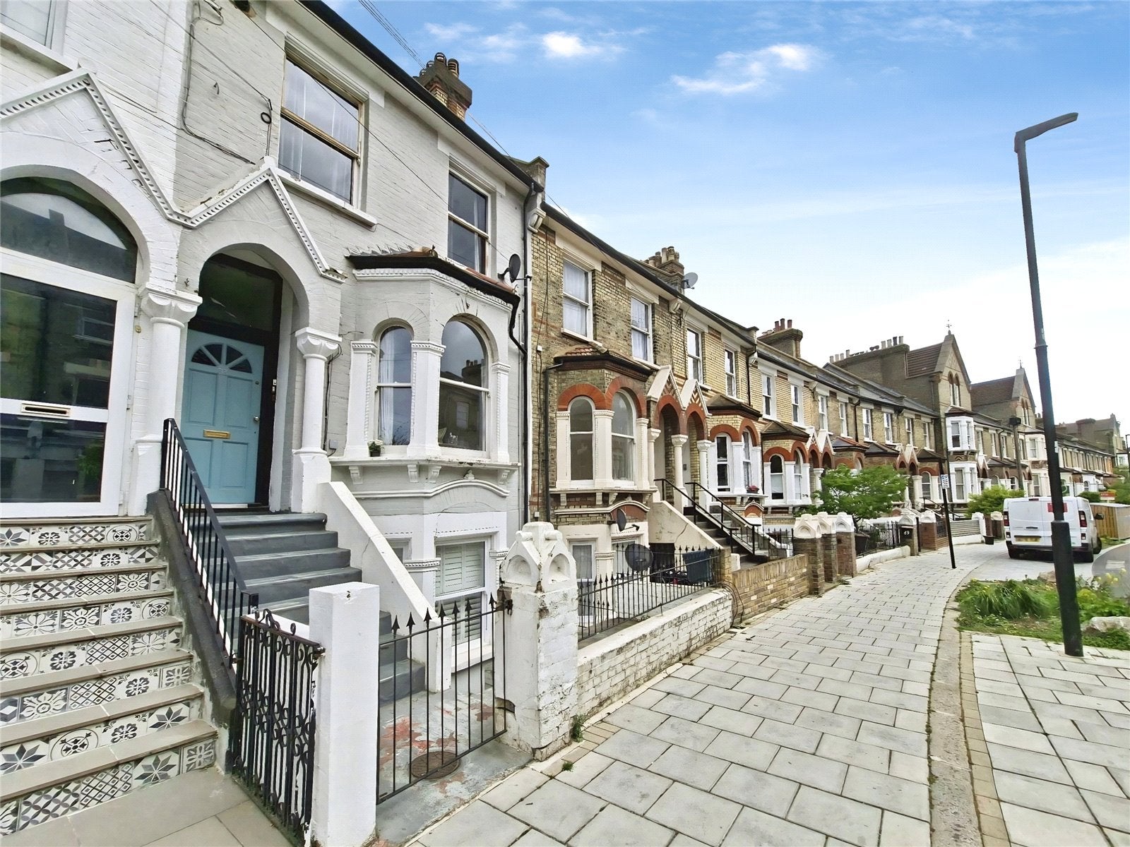 Flat Leander Road in Greater London