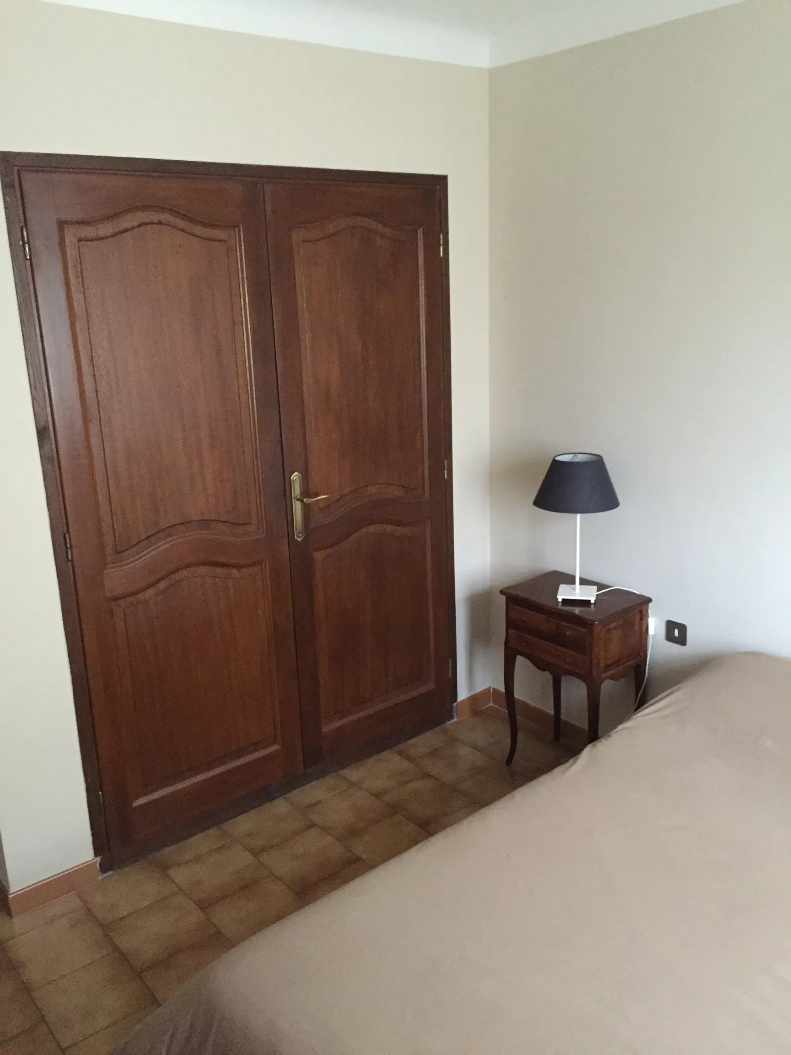 Room Rue Molière in Milhaud