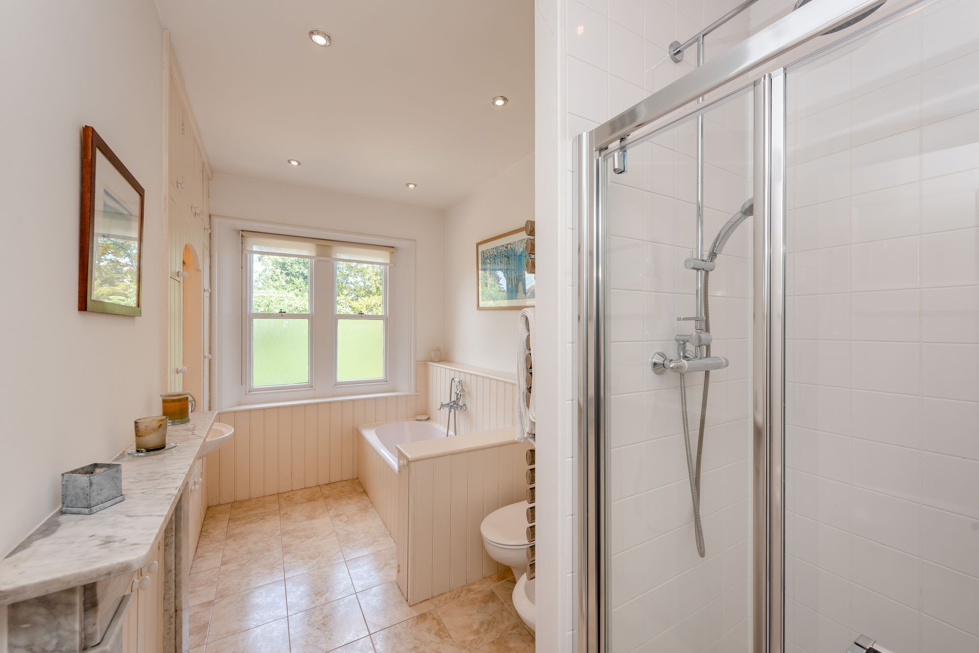 Room Cambrai Avenue in Chichester