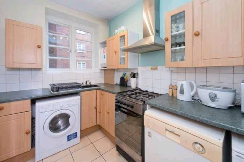 Flat Cromer Street in Greater London