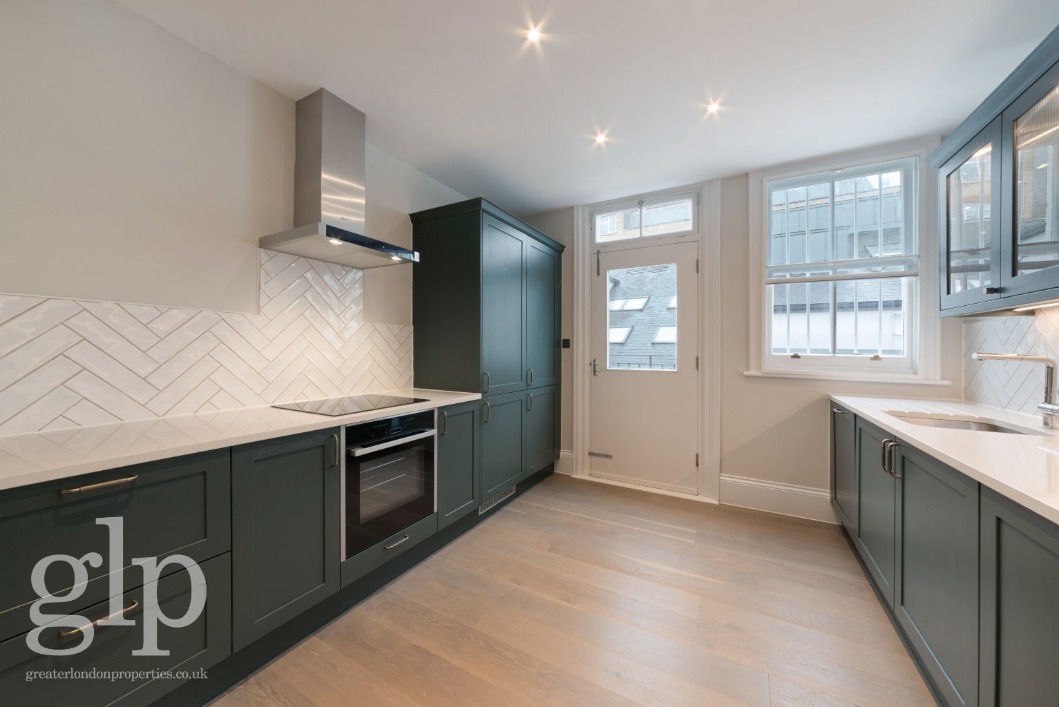 Flat Mercer Street in City of Westminster