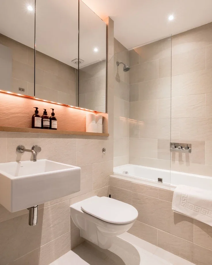 Flat Collingham Place in Greater London