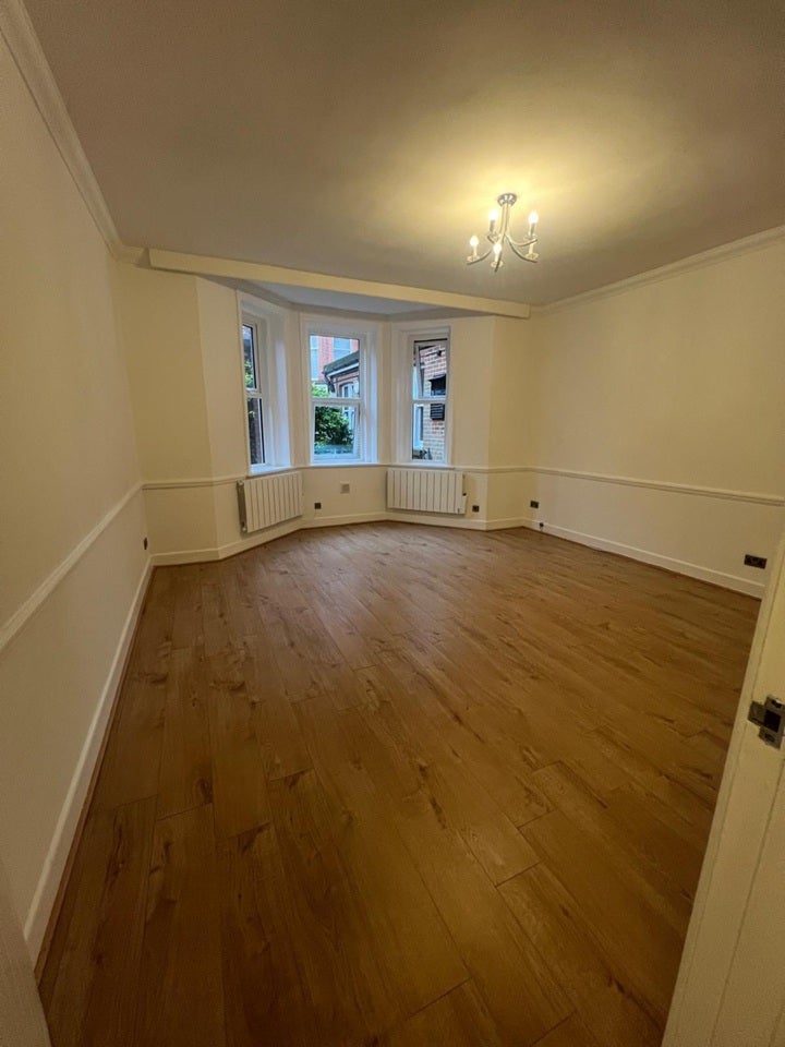 Flat Durley Gardens in Bournemouth