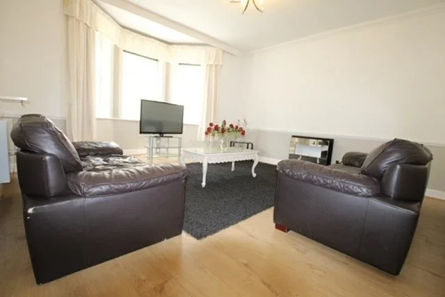Flat Durley Gardens in Bournemouth