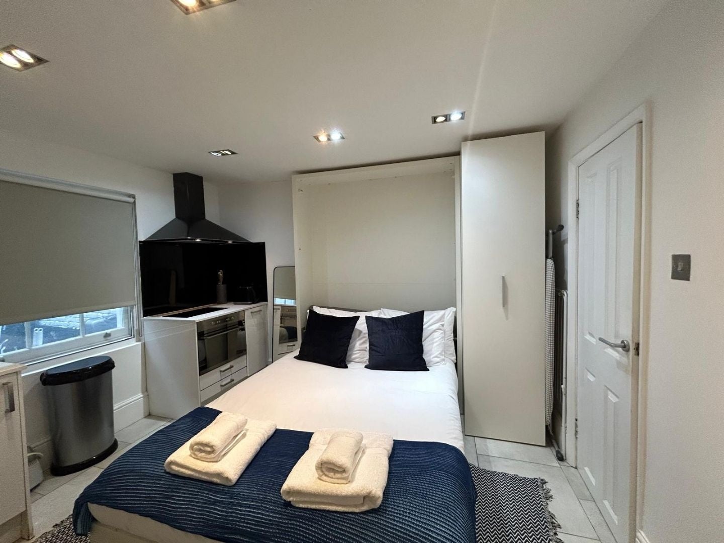 Flat Gloucester Place in City of Westminster