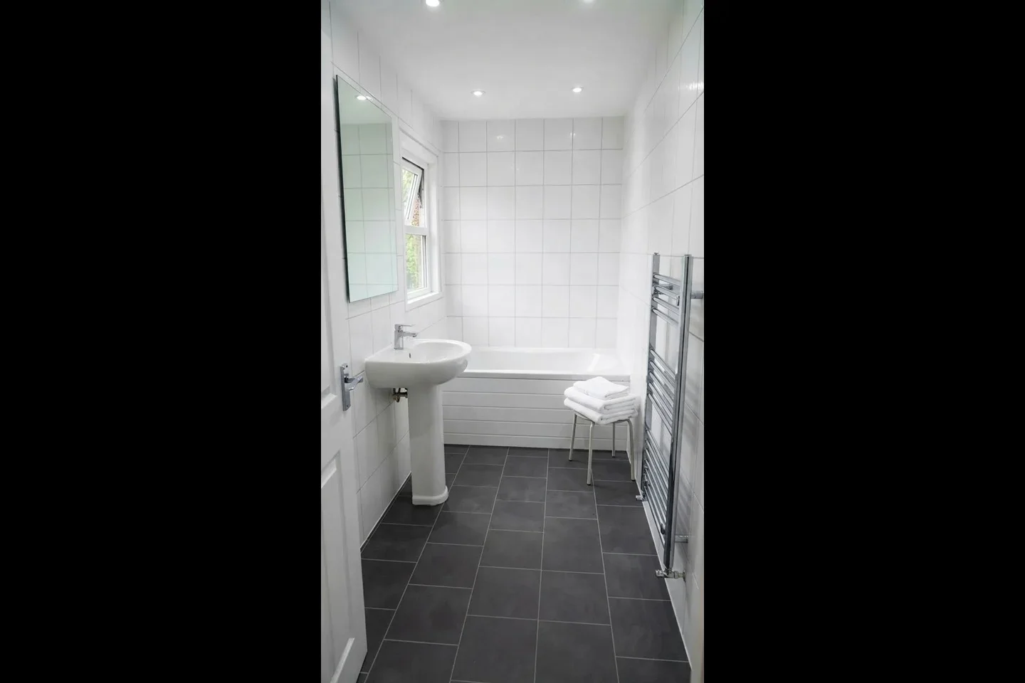 Room Balfour Road in Greater London