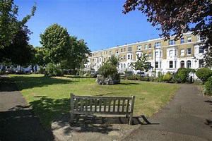 Room Westcroft Square in Greater London