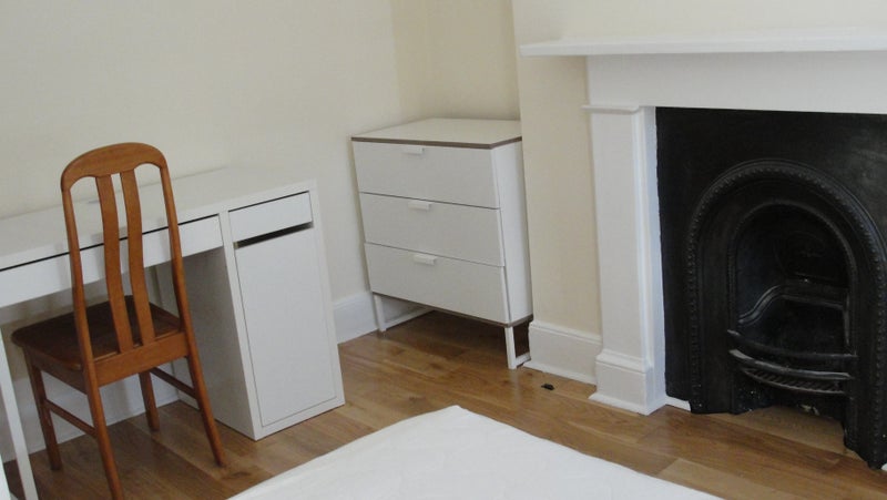 Room Westcroft Square in Greater London