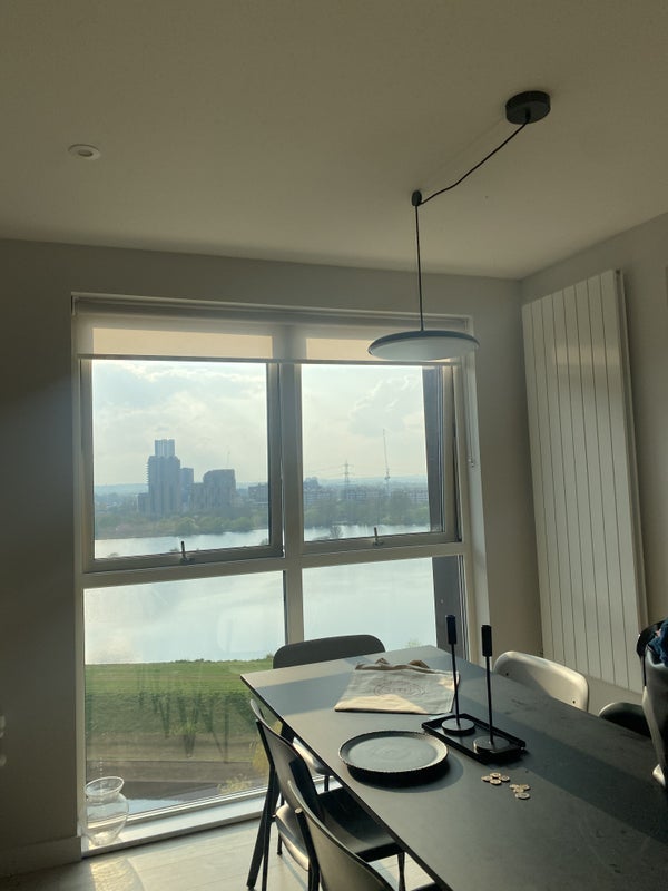 Room Wickford Way in Greater London