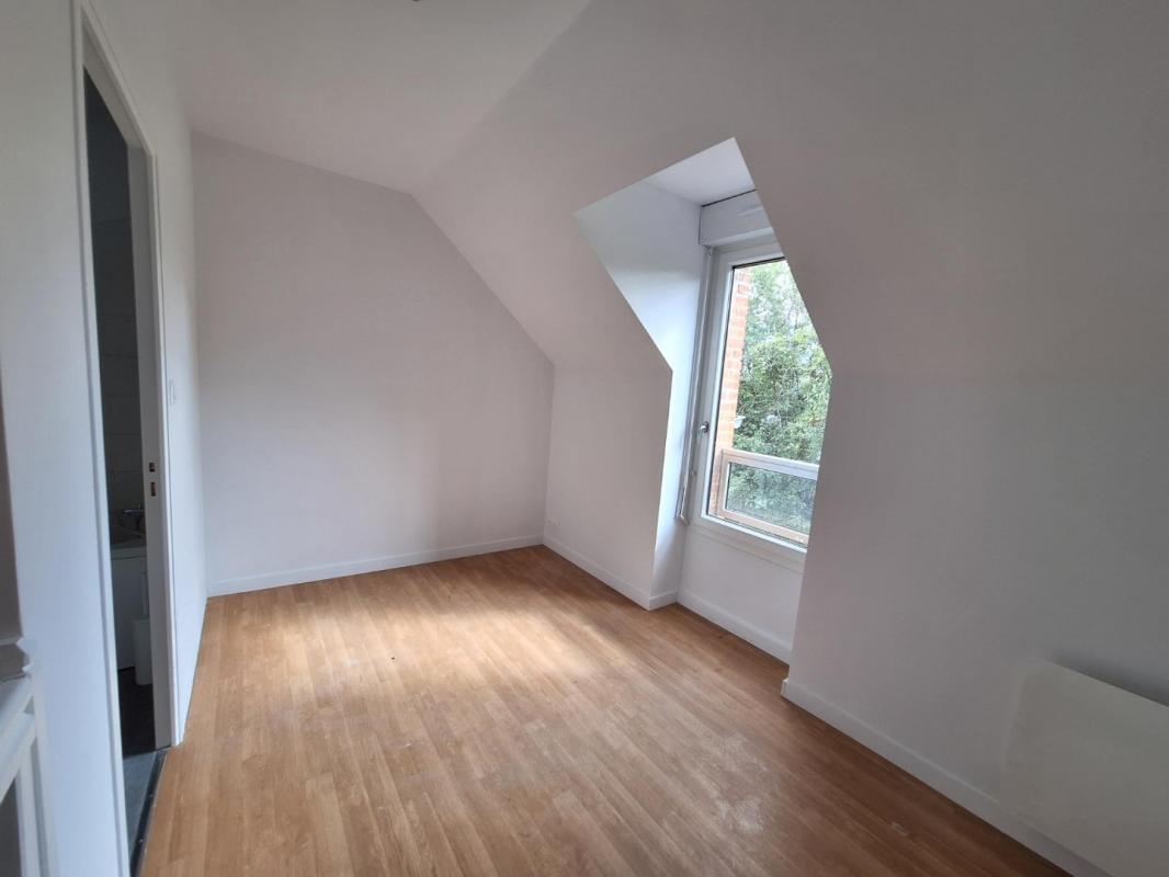 Flat Rue Edmond Rostand in Rennes