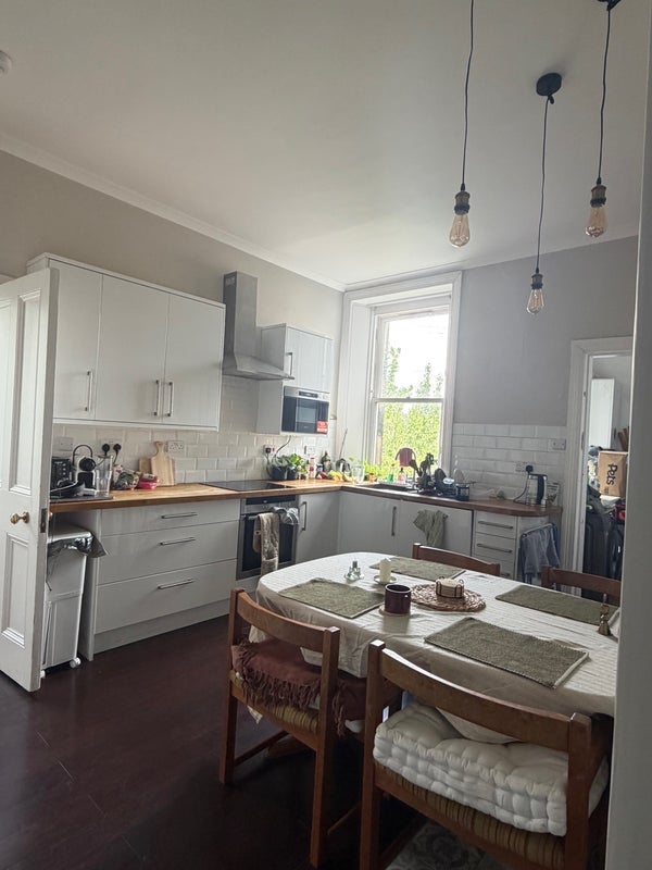 Room Dudley Avenue in City of Edinburgh