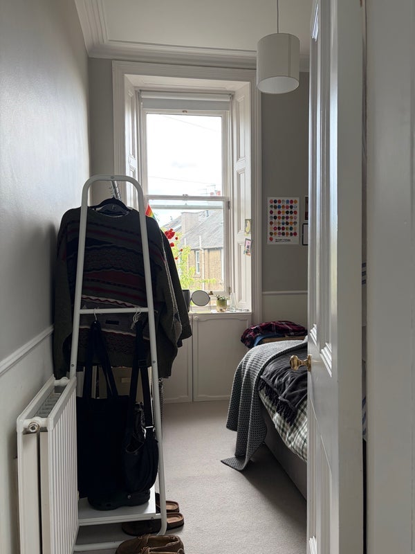 Room Dudley Avenue in City of Edinburgh