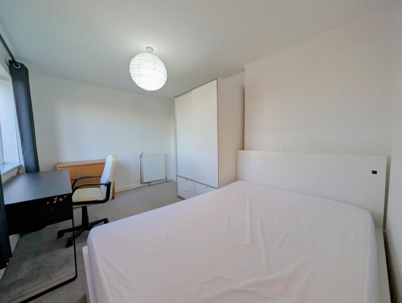 Room Piersfield Grove in City of Edinburgh