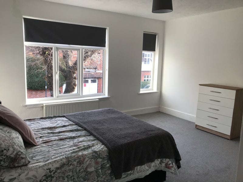 Room Earls Road in Nuneaton and Bedworth