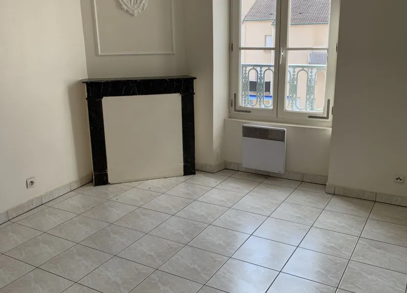 Flat Rue du Docteur Vignes in Corbeil-Essonnes