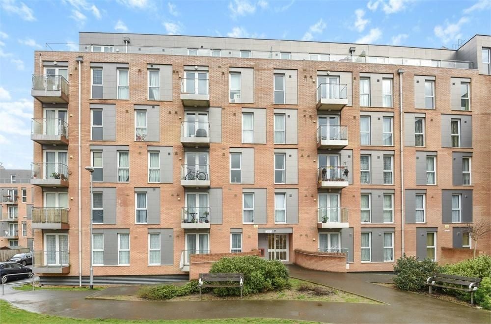 Flat Duke Court in Greater London