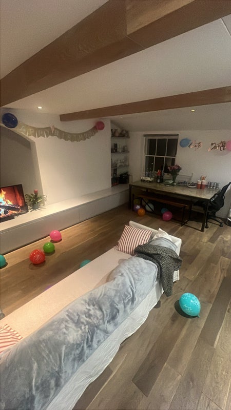 Room Claremont Square in Greater London