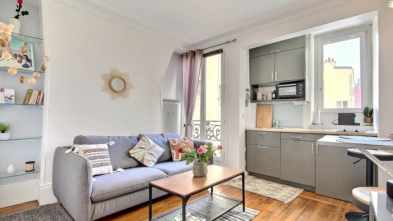 Flat Rue des Dames in Paris