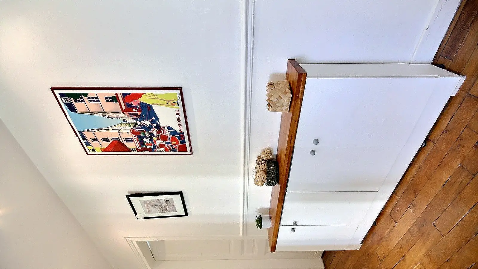 Flat Rue des Dames in Paris