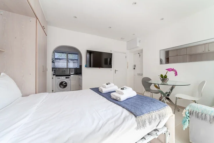 Flat Paddington Street in City of Westminster