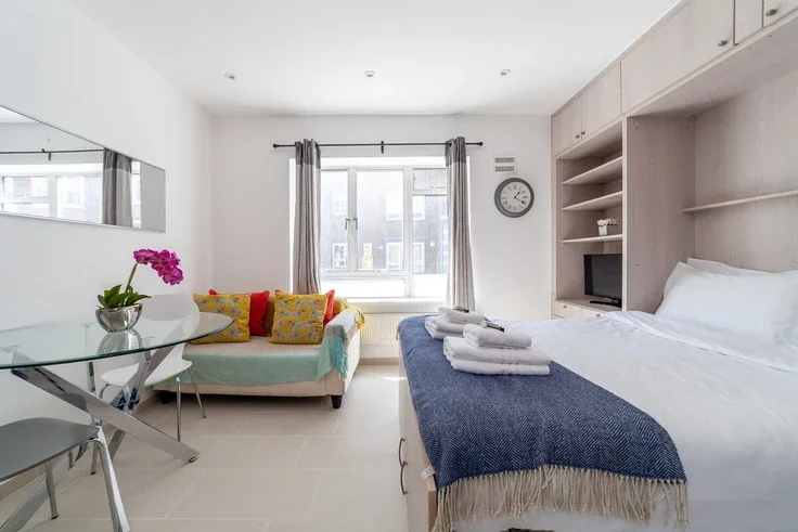 Flat Paddington Street in City of Westminster