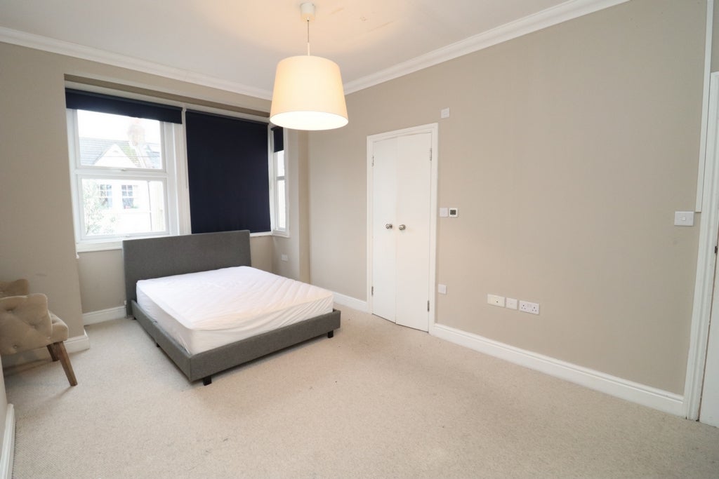 Room Globe Road in Greater London