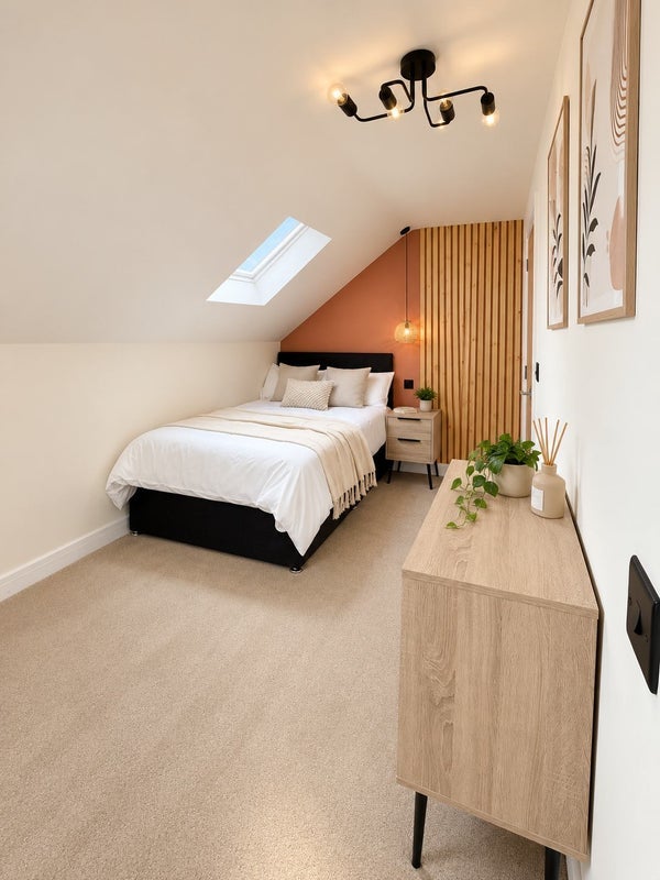 Room Corporation Street in Mansfield Woodhouse