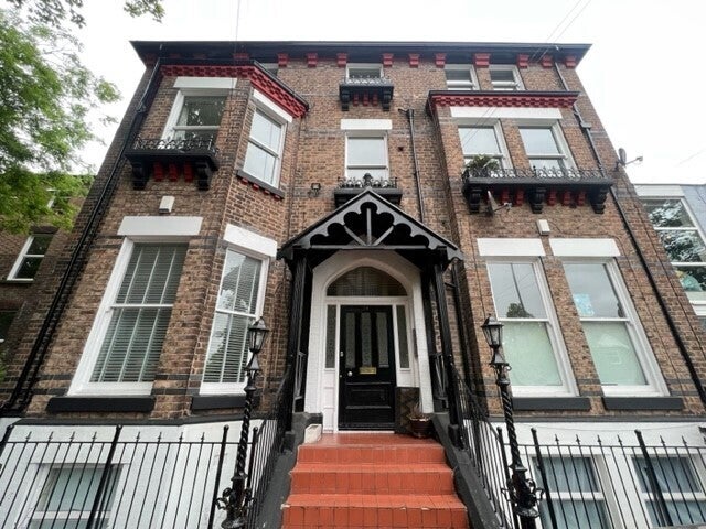 Flat Ullet Road in Liverpool