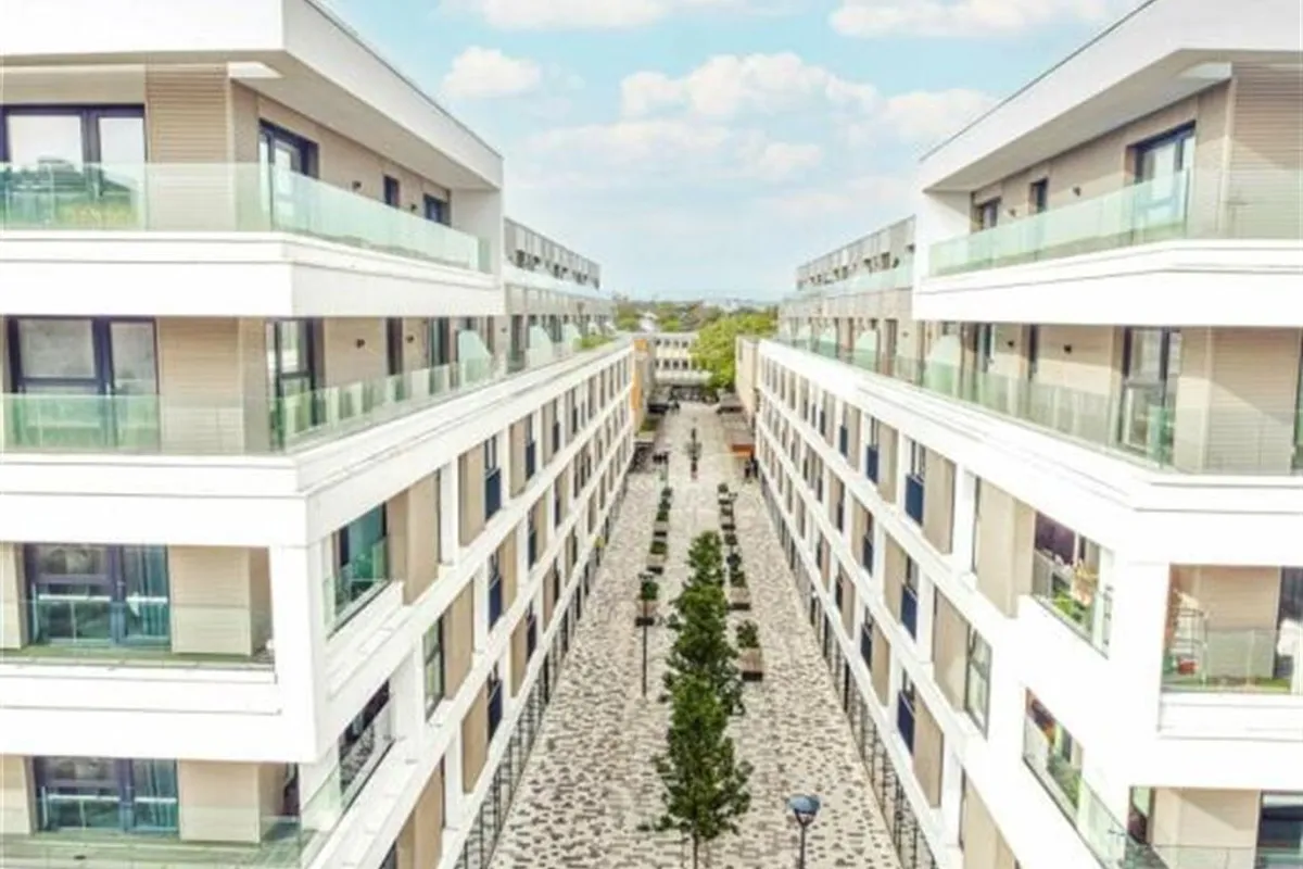 Flat Park Place in Stevenage