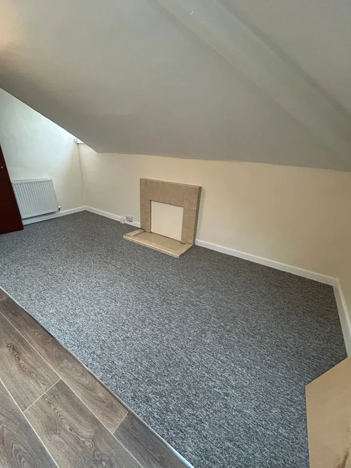 Flat Cotham Road in Bristol