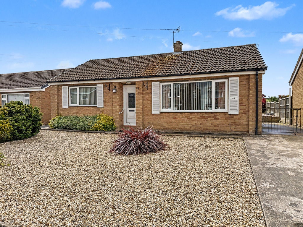 House Yewtree Drive in Bayston Hill
