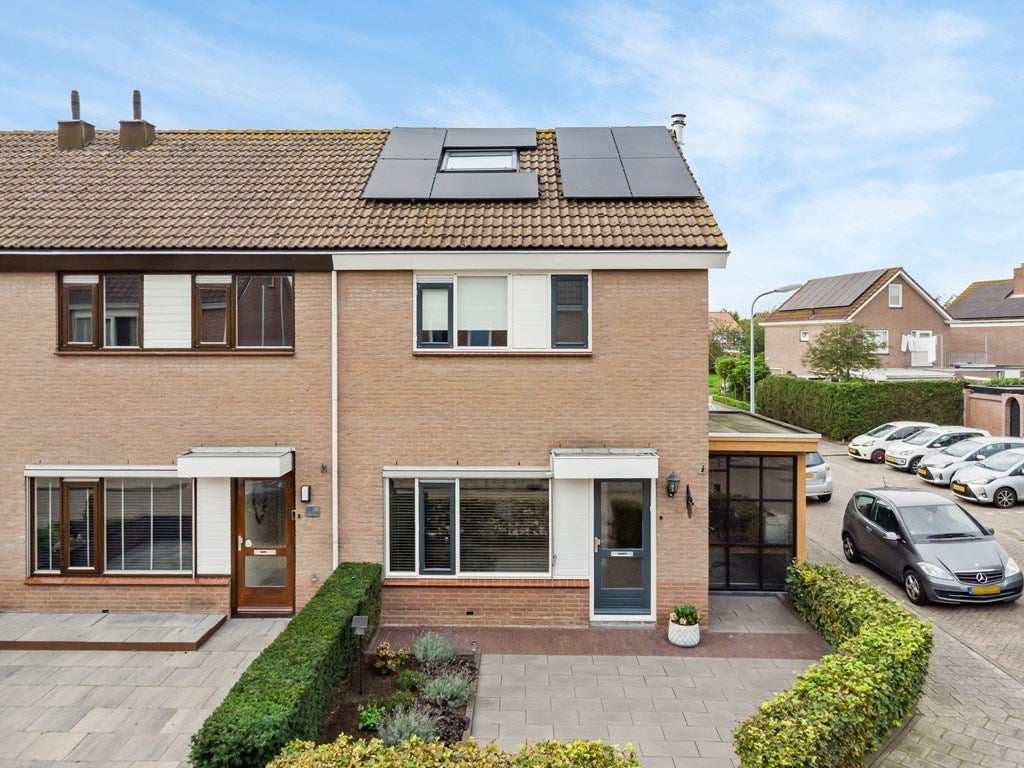 Huis Harderbank 24 in Urk