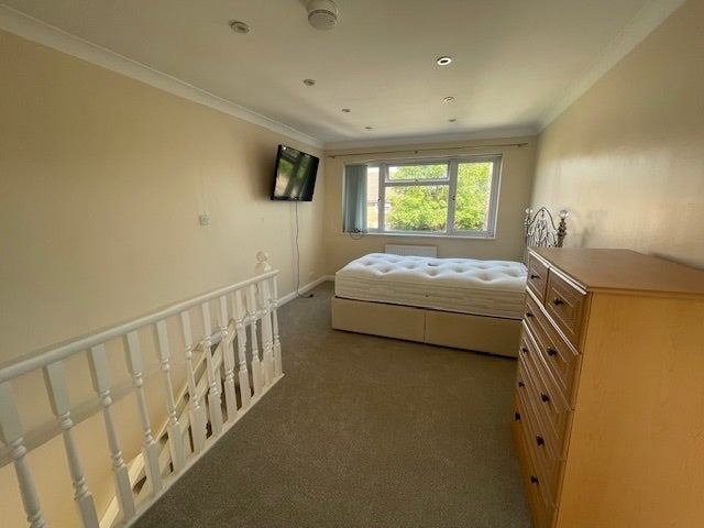 House Cygnet Close in Tonbridge and Malling