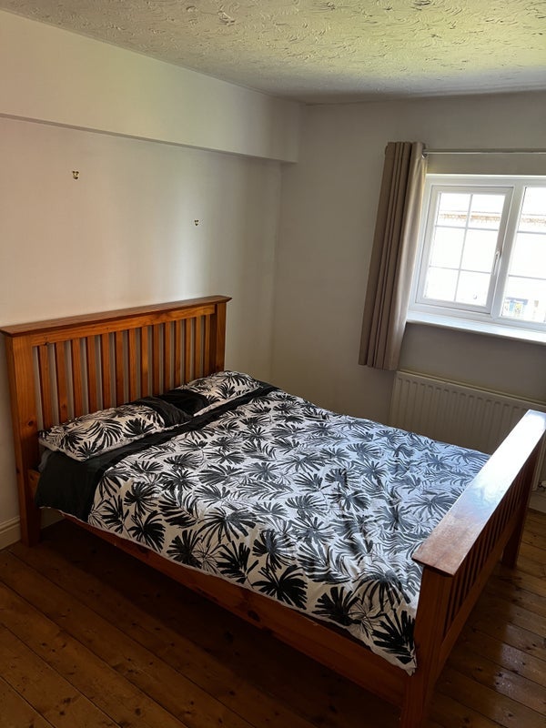 Room Mitton Close in Culcheth