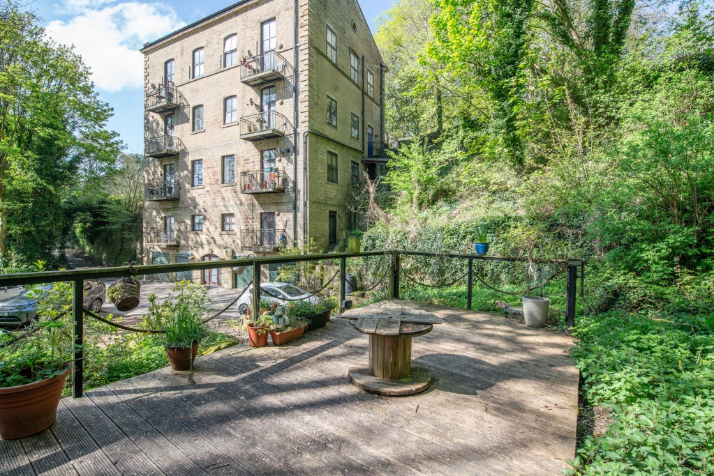 Flat Browgate in Bradford