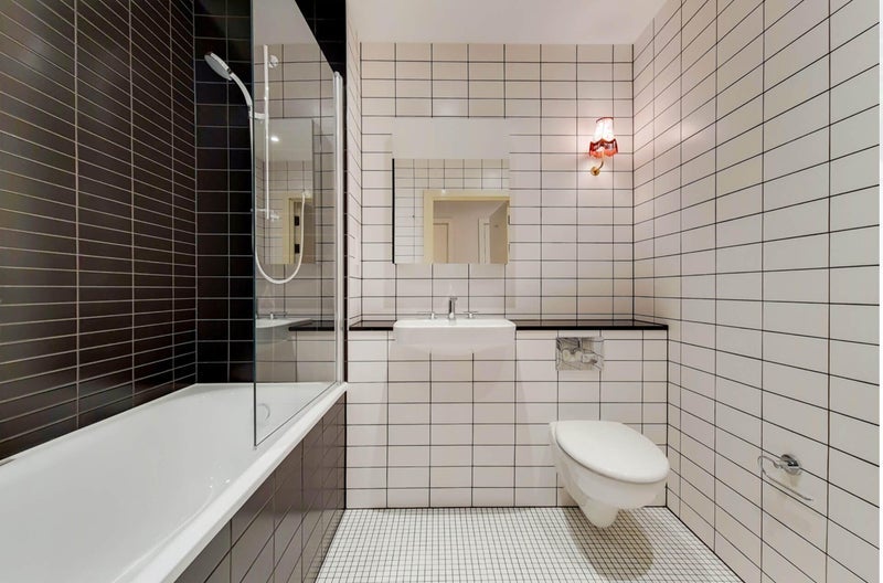 Room Atlantic Crescent in Greater London