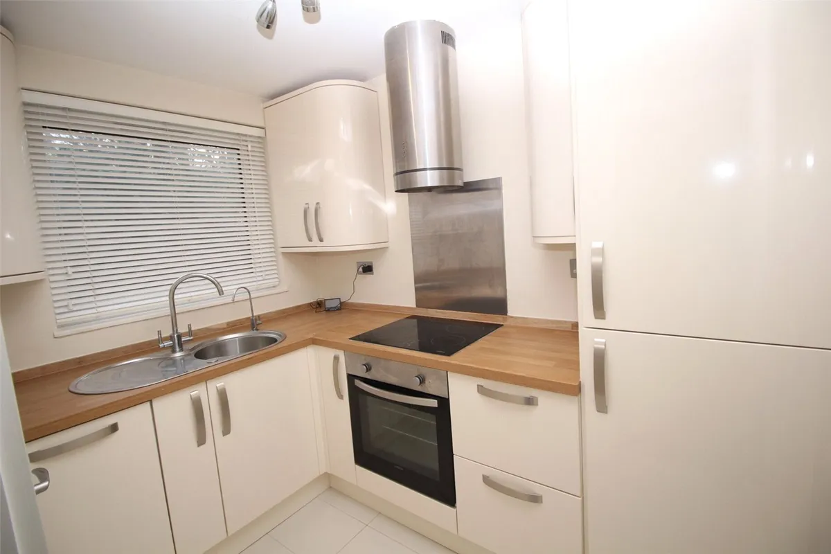 Flat Somercoates Close in Greater London