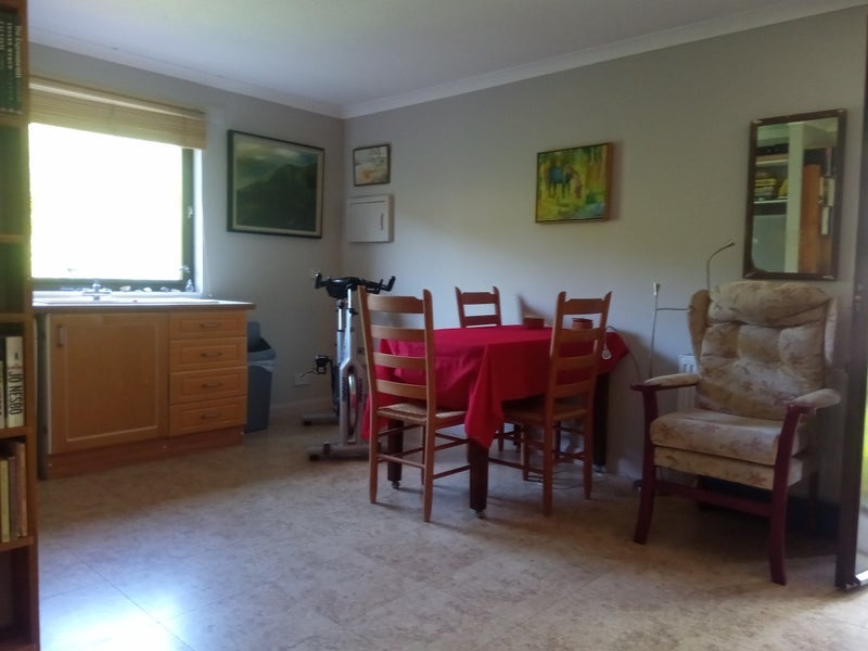 Room Elder Street in Dunbar