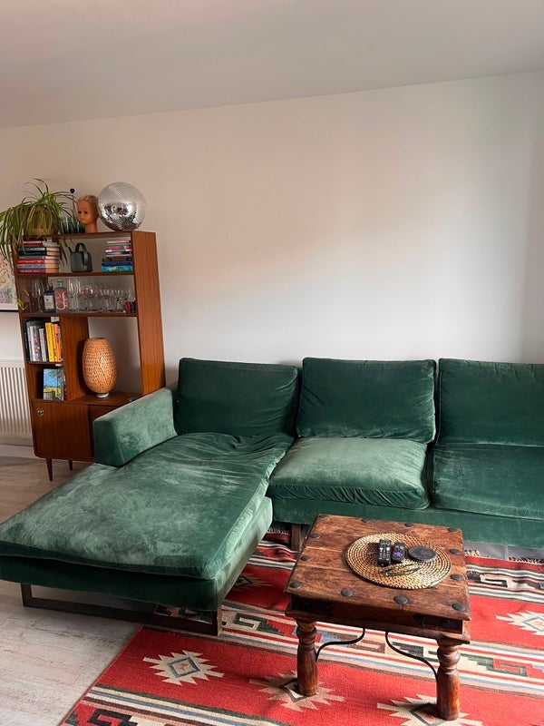 Room Sopwith Avenue in Greater London