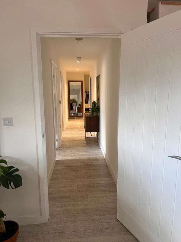 Room Sopwith Avenue in Greater London