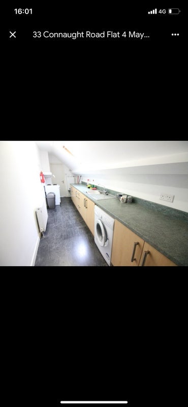 Room Connaught Road in Cardiff