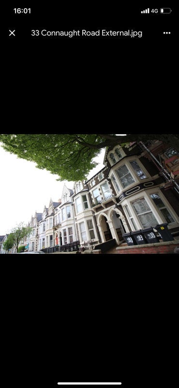 Room Connaught Road in Cardiff