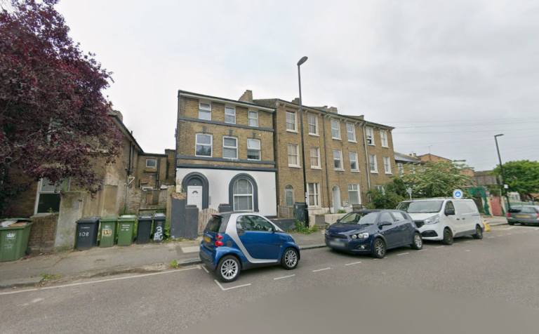 Flat Hither Green Lane in Greater London