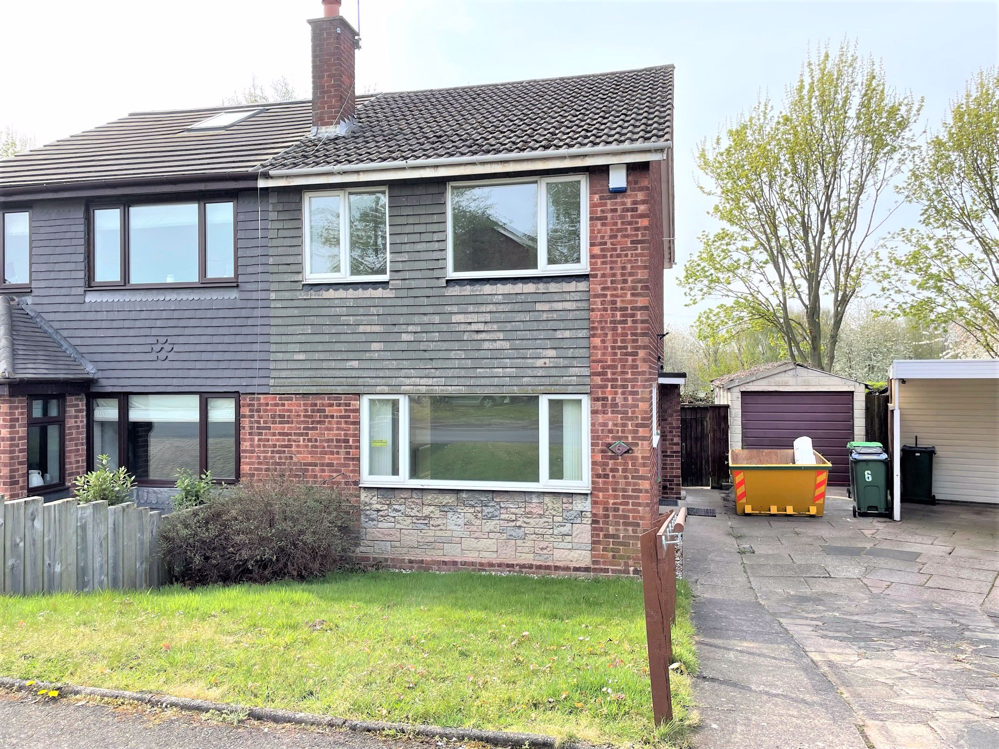 House Wakes Road in Sandwell