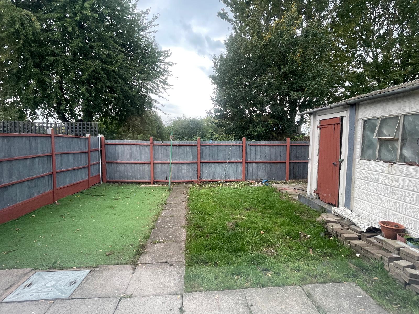 House Wakes Road in Sandwell