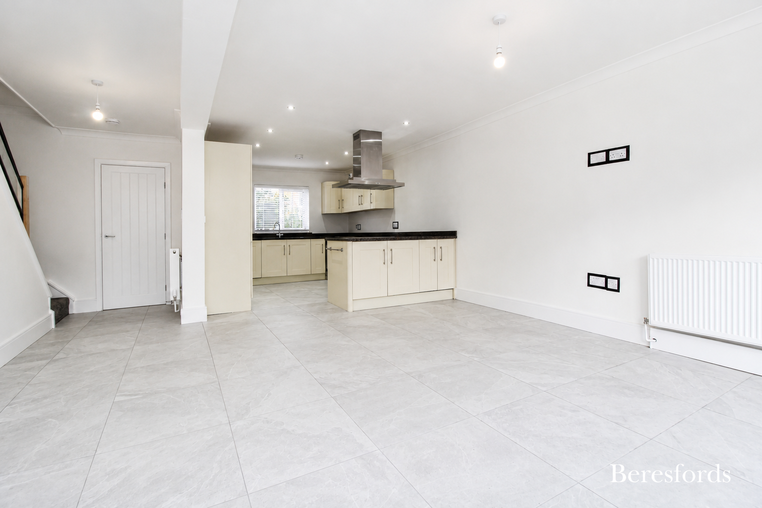 House Hampden Crescent in Brentwood