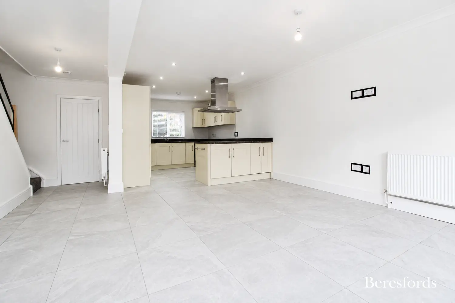 House Hampden Crescent in Brentwood