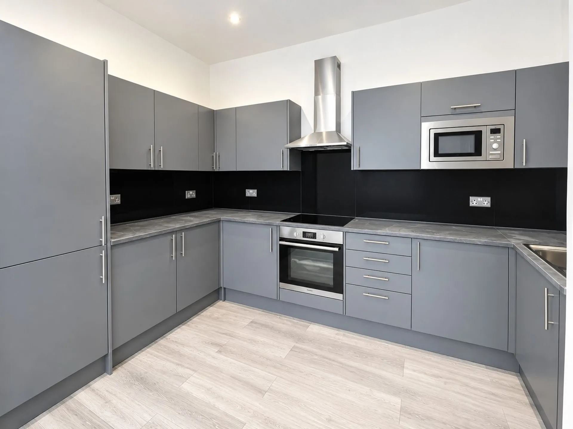 Flat Southwood Road in Greater London