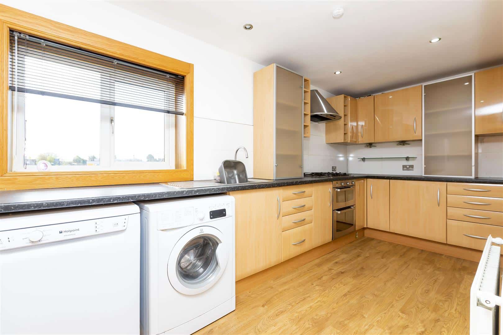 Flat Fellsview Avenue in Kirkintilloch