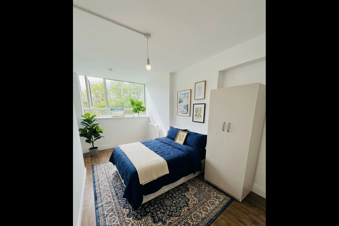 Room Victoria Road in Greater London